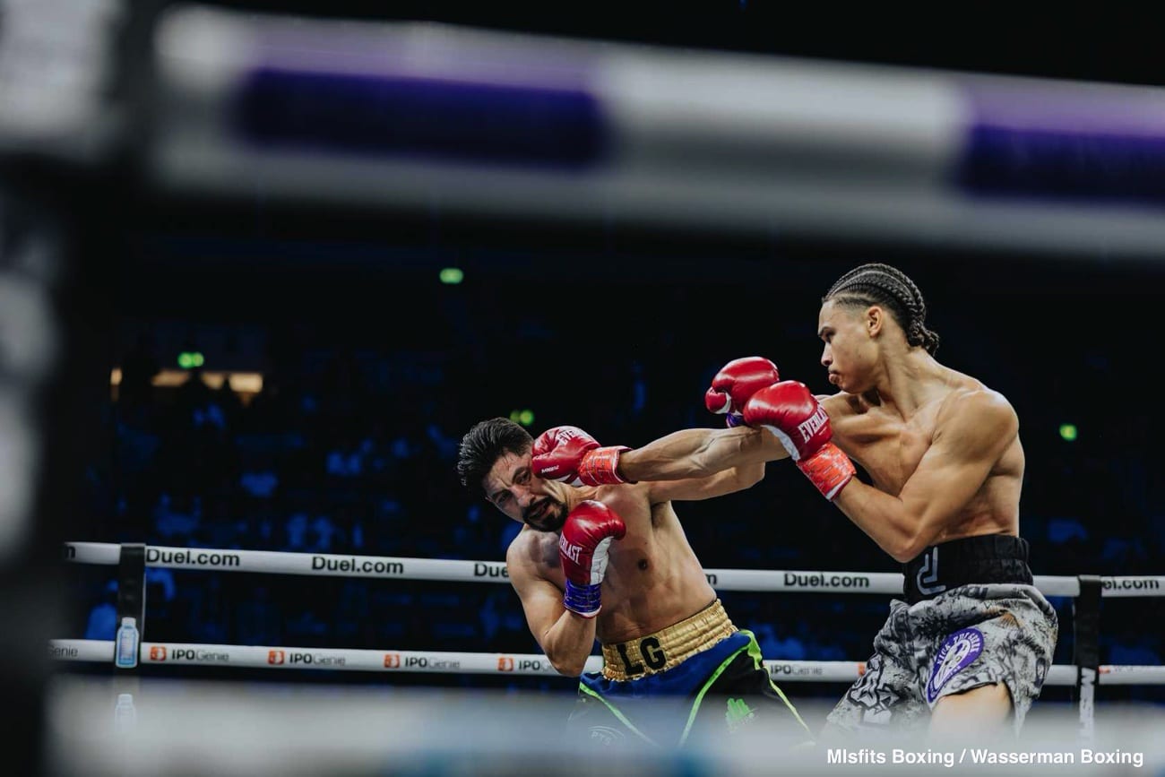 Photos: Andrew Tate gets mauled late by Chase DeMoor and looks finished as a fighter